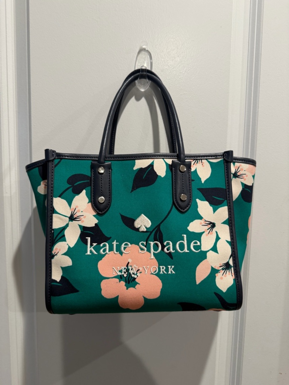 kate spade Green Floral Tote with Pink and Cream Blooms - Picture 6 of 12